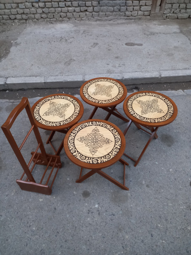 میز عسلی جلومبلی چمدانی تاشو منبت طرح گرد